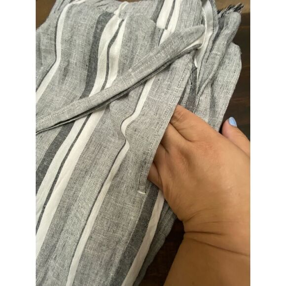 Clothe & Stone by Anthropologie Linen Striped Jumpsuit Open Back Gray Size M - Picture 5 of 13